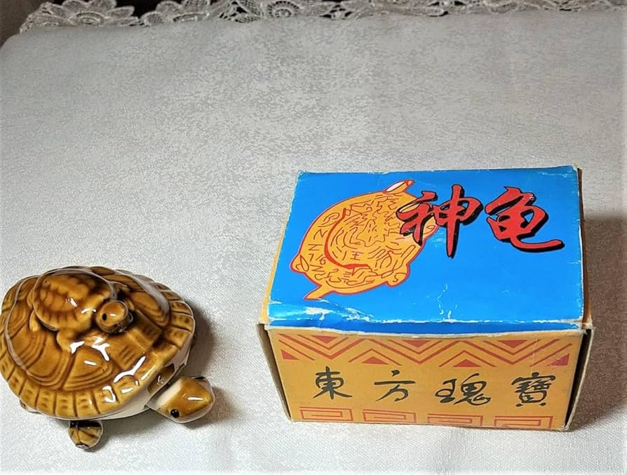 亀4匹 時代 からくり 可動式 亀 置物 「郁明」在銘 縁起物 カメ 親子 陶器 亀4匹 時代 からくり 可動式 亀 置物 「郁明」在銘 縁起物 カメ 親子